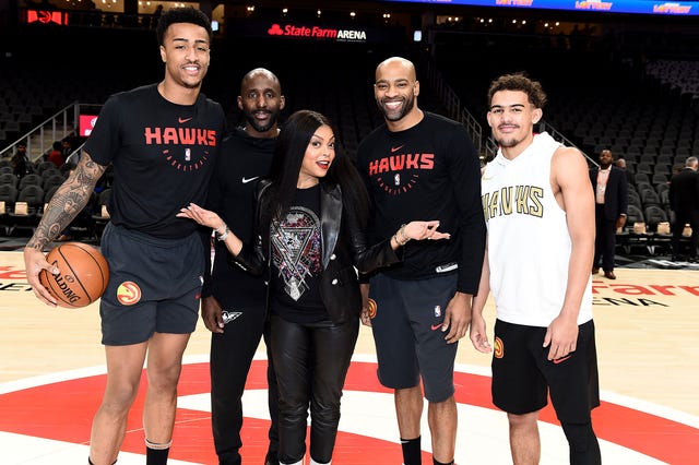 Taraji P Henson at Hawks game