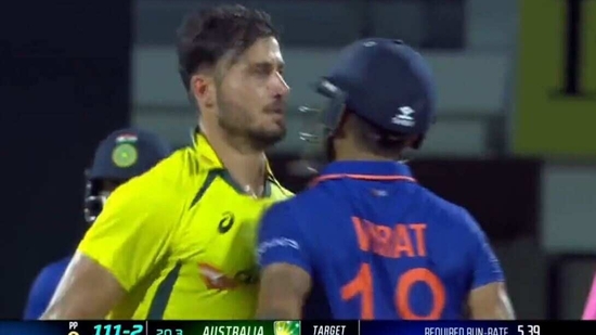 Virat Kohli bumped into Marcus Stoinis during India vs Australia 3rd ODI