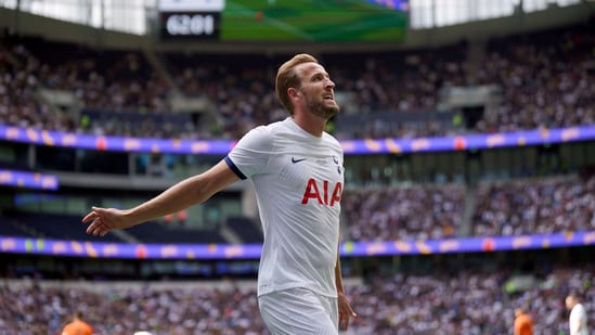 <p>Tottenham Hotspur have reportedly accepted a bid of 100 million euros, including add-ons from Bayern Munich for captain and star striker Harry Kane.</p>(AP)