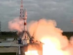 The launch of the Luna-25 probe is Moscow's first lunar mission since 1976, when the USSR was a pioneer in the conquest of space. The rocket with the Luna-25 probe lifted off at 02:10 am Moscow time (2310 GMT Thursday) from the Vostochny Cosmodrome, according to live images broadcast by the Russian space agency Roscosmos.(AFP)