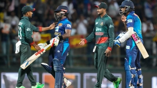 Sri Lanka players after winning the Asia Cup 2023 game against Bangladesh(AP)