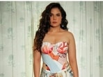 Richa Chadha is awaiting the release of her upcoming film Fukrey 3. The film is the third installment of the Fukrey franchise and stars Pulkit Samrat, Varun Sharma, Manjot Singh and Pankaj Tripathi as well, in pivotal roles. Richa is busy with the promotions of the film in full swing. A day back, the actor drove our weekday blues far away with a slew of pictures of herself looking radiant in a multicoloured jumpsuit.(Instagram/@therichachadha)