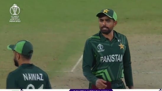 Babar Azam having a word with Mohammad Nawaz