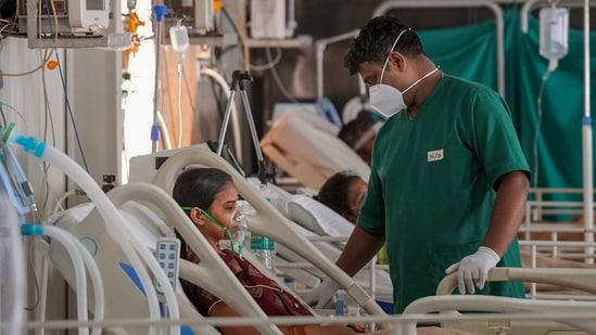 Currently, there is no evidence to suggest that the JN.1 subvariant can cause more severe symptoms or spread more rapidly than the variants already in circulation.&nbsp;(PTI)