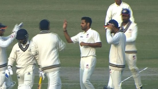 Bhuvneshwar Kumar picked up a five-wicket haul in Ranji Troohy match against Bengal