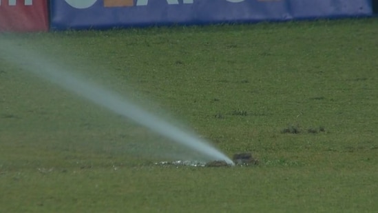 The MI vs GG match faced a temporary delay as sprinklers turned on by themselves.