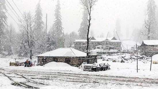 Higher reaches and tribal areas received fresh spells of snow, while low and middle hills were subjected to intermittent hail and rain on Saturday. The local Meteorological Office predicted a wet spell in Himachal Pradesh until April 4. (PTI)