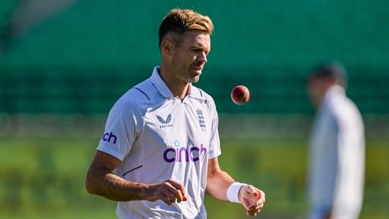 England's James Anderson prepares to bowl during the third day of the fifth and last Test cricket match between India and England(AFP)