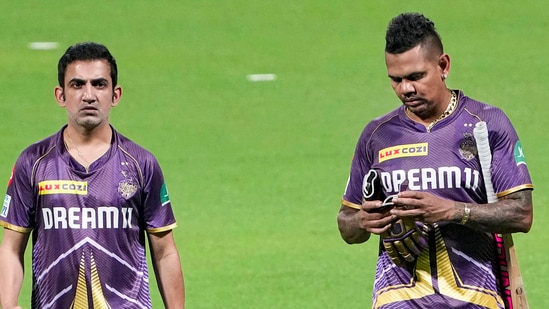 Kolkata Knight Riders' Sunil Narine with mentor Gautam Gambhir.(PTI)