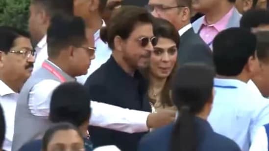 Bollywood star Shah Rukh Khan was present at Prime Minister Narendra Modi's swearing-in ceremony in Delhi on Sunday at Rashtrapati Bhavan.(ANI)