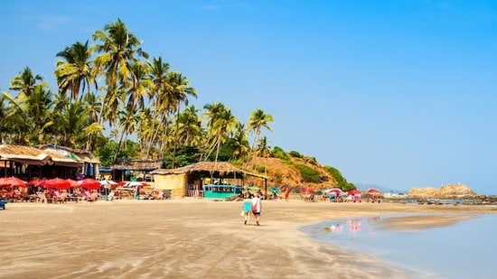 The official tourist season ends in Goa in June with the onset of monsoon and resumes in September. 