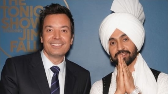 Diljit Dosanjh made his US late-night TV debut on The Tonight Show With Jimmy Fallon and posted fun videos of which showed him exchanging his gloves with the late-night TV show host and teaching him Punjabi phrases like "Punjabi agaye oye (The Punjabi are here)" and "Sat Sri Akal".&nbsp;(Instagram/@fallontonight)