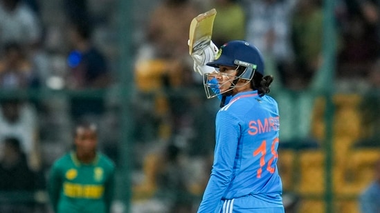 Smriti Mandhana celebrates her fifty during the third women's ODI cricket match between India and South Africa, at M Chinnaswamy Stadium in Bengaluru.(PTI)