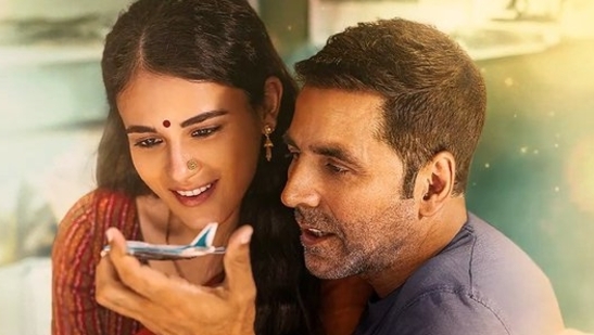 Akshay Kumar and Radhikka in a still from Sarfira.