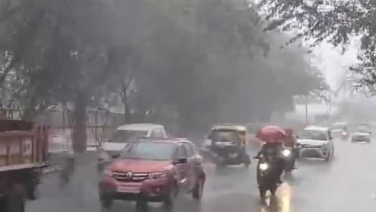 Parts of Delhi receive heavy rainfall, bringing respite from heat(ANI)