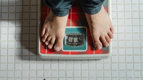 Tracking our weight can help identify medical issues early. Dramatic changes in weight can be an early sign of some conditions, including problems with our thyroid, digestion and diabetes. (Pexels)