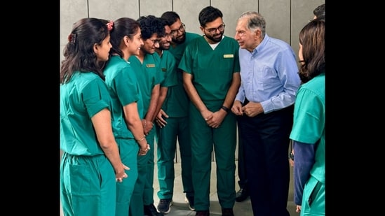 Ratan Tata launched Tata Trusts Small Animal Hospital in Mumbai on June 1. (Instagram/@sahmumbai)