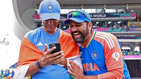 India's head coach Rahul Dravid showed a two-slide presentation featuring Rohit Sharma, Virat Kohli and others before the T20 World Cup final