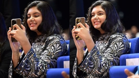 Aaradhya Bachchan was a proud daughter at the recently held SIIMA awards in Dubai over the weekend.