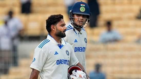 Shubman Gill (33*) and Rishabh Pant (12*) remained unbeaten for India in the final session and will resume batting on Day 3.(PTI)