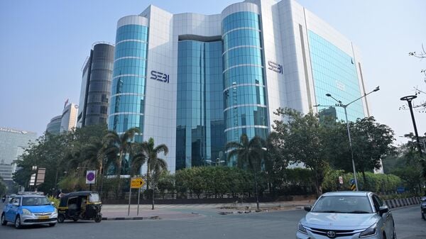 How may SEBI's circular on charges levied by MIIs affect brokerage firms?