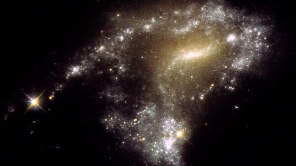 NASA image of Galaxy AM 1054-325