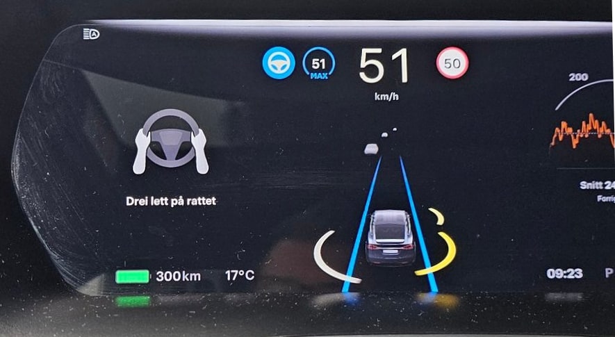 Tesla Autopilot Attention Warning feature in update 2024.20.9.1