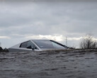 Tesla Cybertruck mit Wade Mode für die Fahrt durch tiefes Wasser (Bild: TechRax / Youtube)