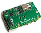 Ai Bundle: SSD-Slot und AI-Modul wird unter den Raspberry Pi montiert (Bildquelle: Pineboards)