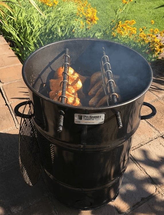 pit-barrel-cooker-smoking