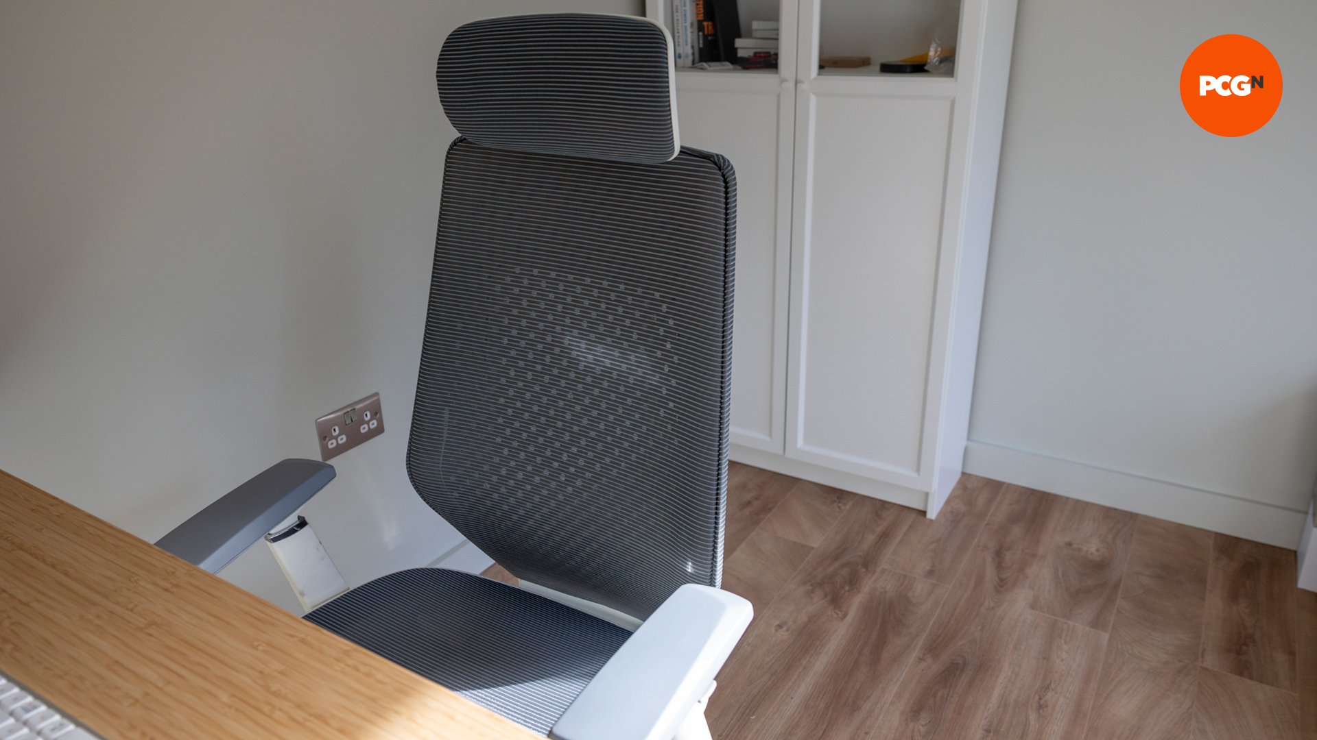 The FlexiSpot BS11 Pro chair in a home office