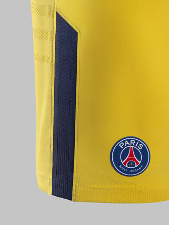 Fy17-18_Club_Kits_A_Short_Match_PSG_R_71166