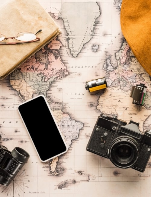 Zero Waste Travel: 11 Tips, Tricks, & Hacks For the Eco-Conscious Traveler #zerowastetravel #zerowastetraveltips #zerowastetravelguide #howtotravelzerowaste #sustainablejungle Image by Ibrar Hussain via Canva Pro