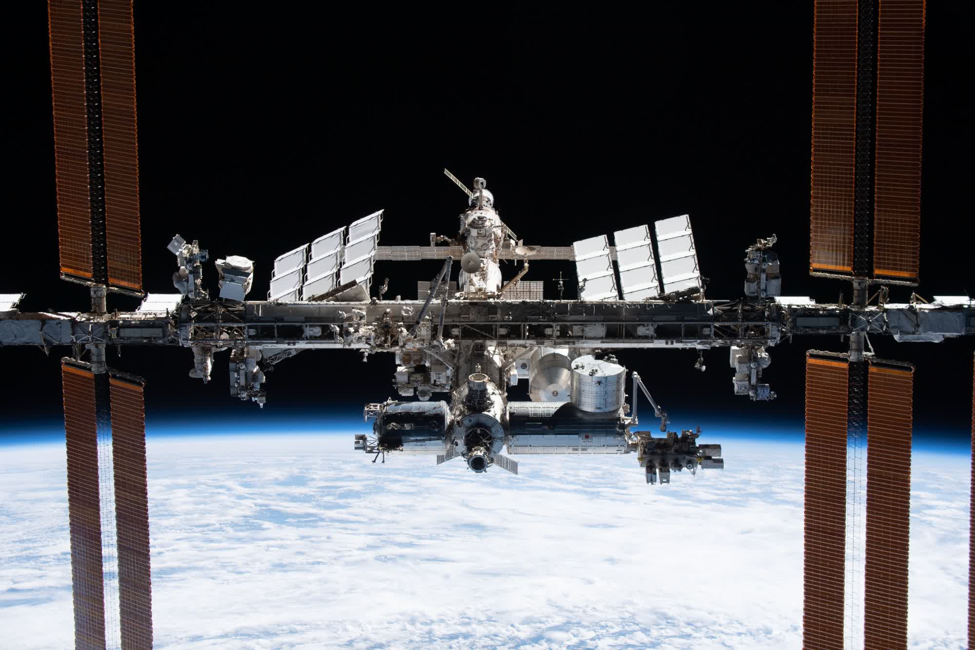 NASA selects SpaceX to help deorbit the International Space Station