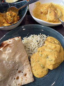 Chicken Pasanda and Accompaniments