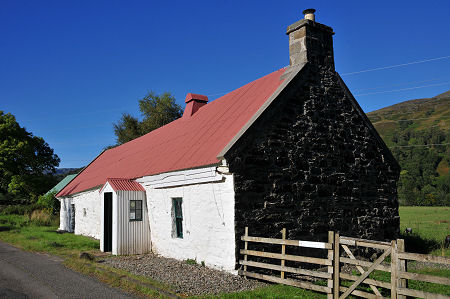 Moirlanich Longhouse