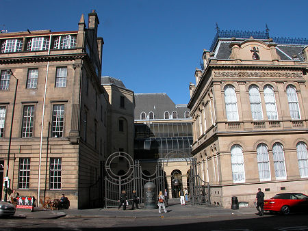 Edinburgh Sheriff Court