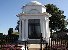 Robert Burns Mausoleum, Dumfries