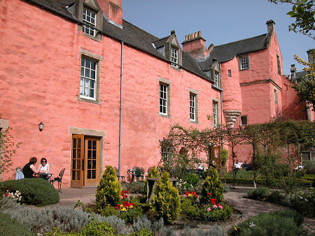 Abbot House, Dunfermline