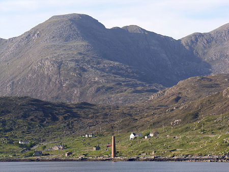  Old Whaling Staton at Bunabhainneadar & the North Harris Mountains