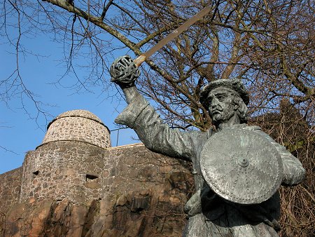 Rob Roy, Statue in Stirling