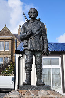 Statue in Stromness