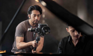 DJI’s Ronin Series Grows Stronger, Lighter, and Smarter with New DJI RS 2 and RSC 2 Gimbals